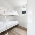 Semesterbostad Amazing In *