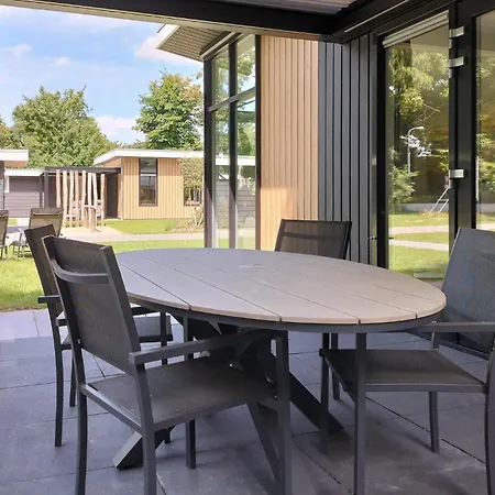 Semesterbostad Amazing In Voorthuizen Voorthuizen