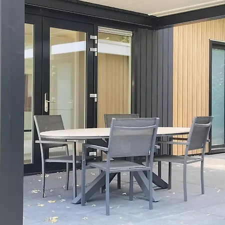 Amazing In Voorthuizen Semesterbostad